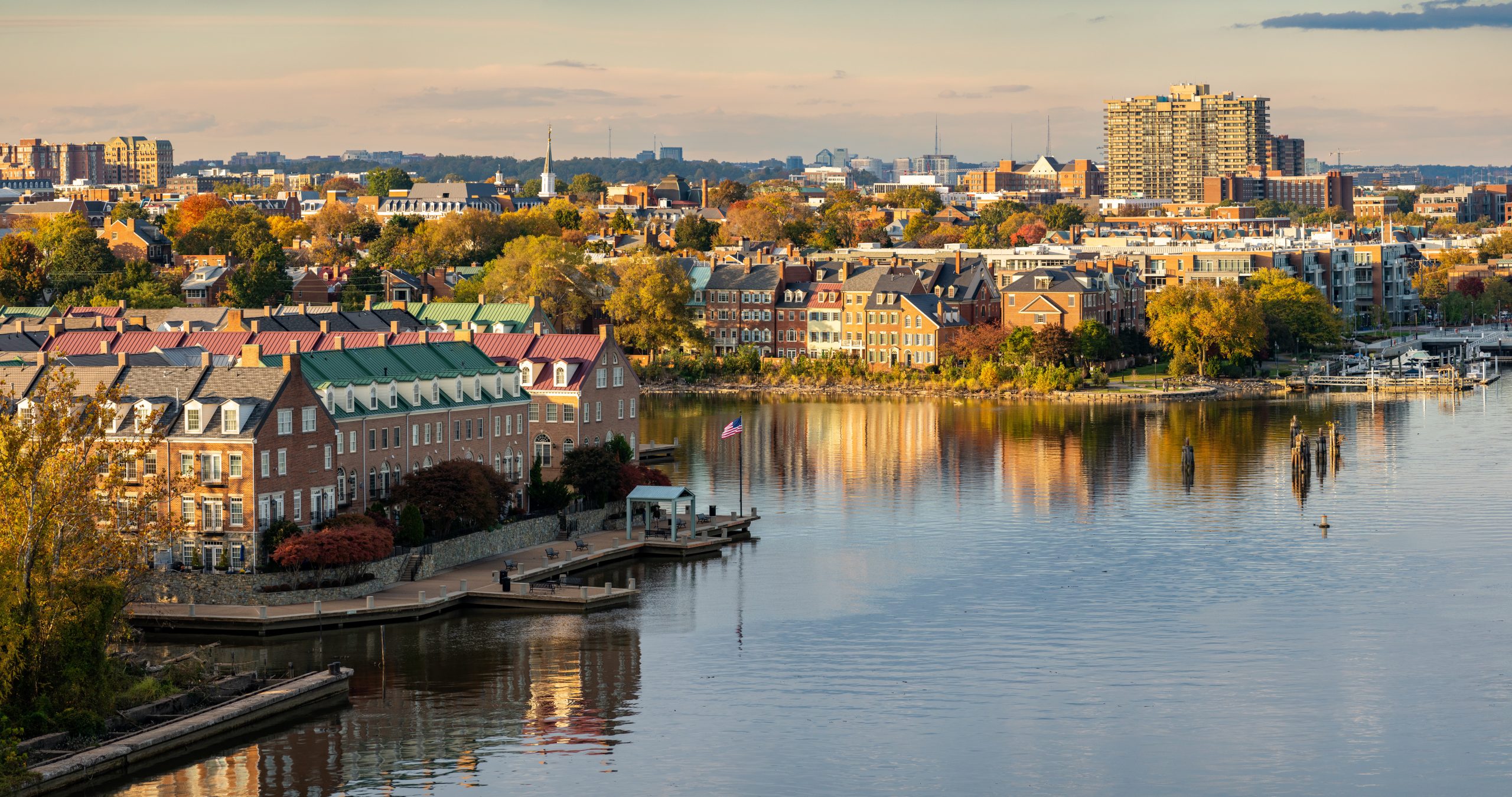 A photo of Alexandria, Virginia in autumn from the water.